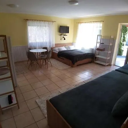 Bellis - Apartmanok Szilvásvárad Exterior foto