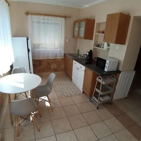Bellis - Apartmanok Szilvásvárad Exterior foto